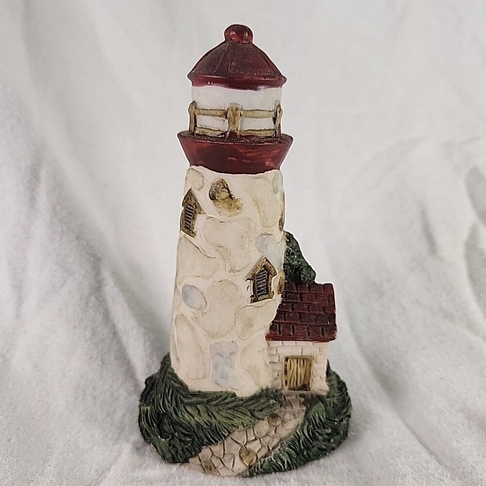 Lighthouse Greenbrier International Vintage Figurine Decorative Polystone